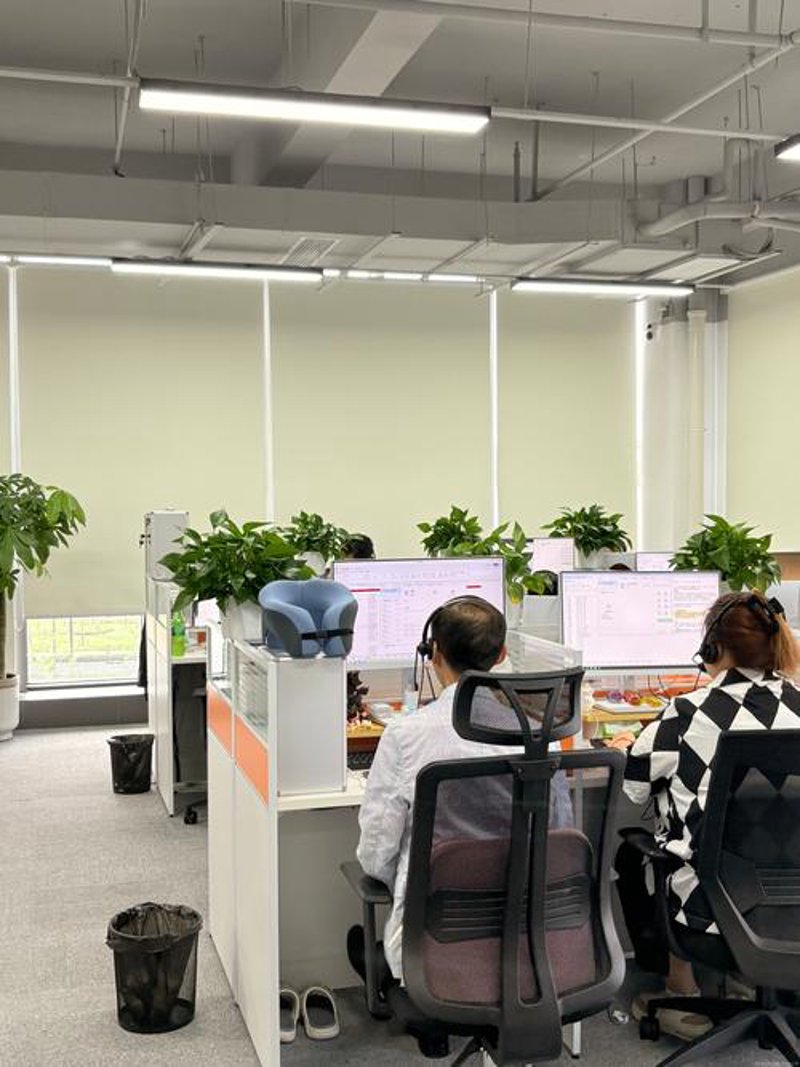 商务咨询：构建企业成长的桥梁